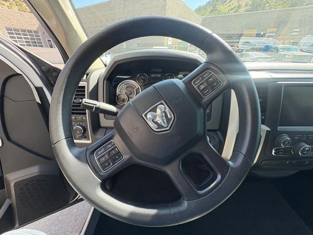 ram ram 1500 classic 2020 1C6RR6GG4LS105210 image ram ram 1500 classic 2020 1C6RR6GG4LS105210 image